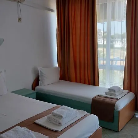 Krai Moreto 2* Ahtopol