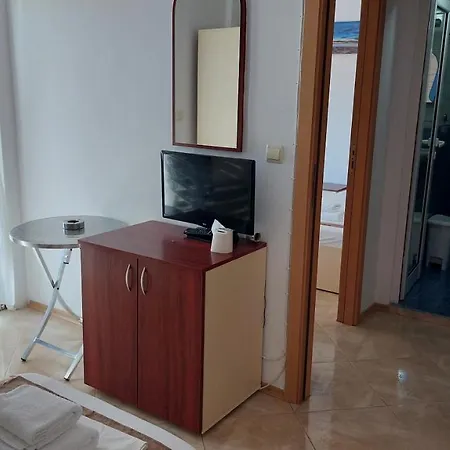 Guest house Krai Moreto Ahtopol